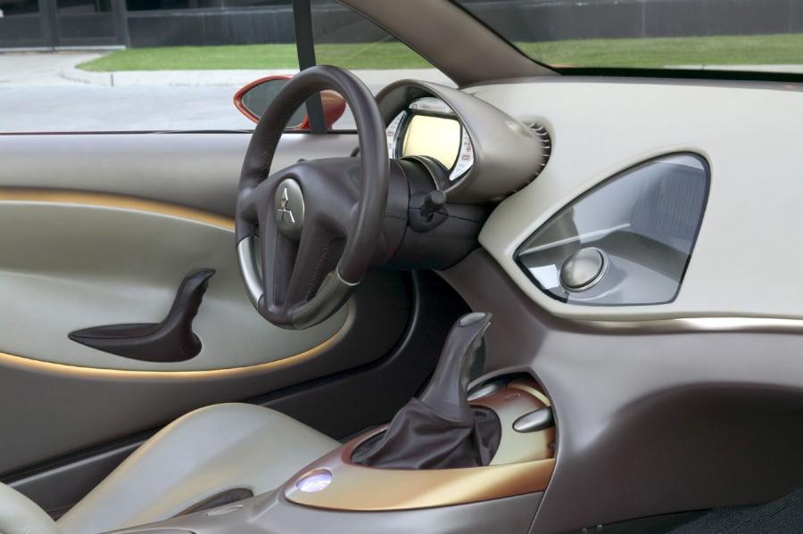  Mitsubishi Eclipse Concept 2004 года  (фото 53 из 70)